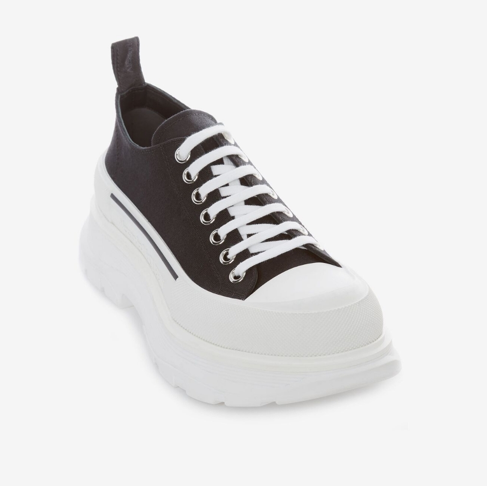 Alexander McQueen Women's Tread Slick Lace Up in Black/ White,EU.37D~US.7 Medium
